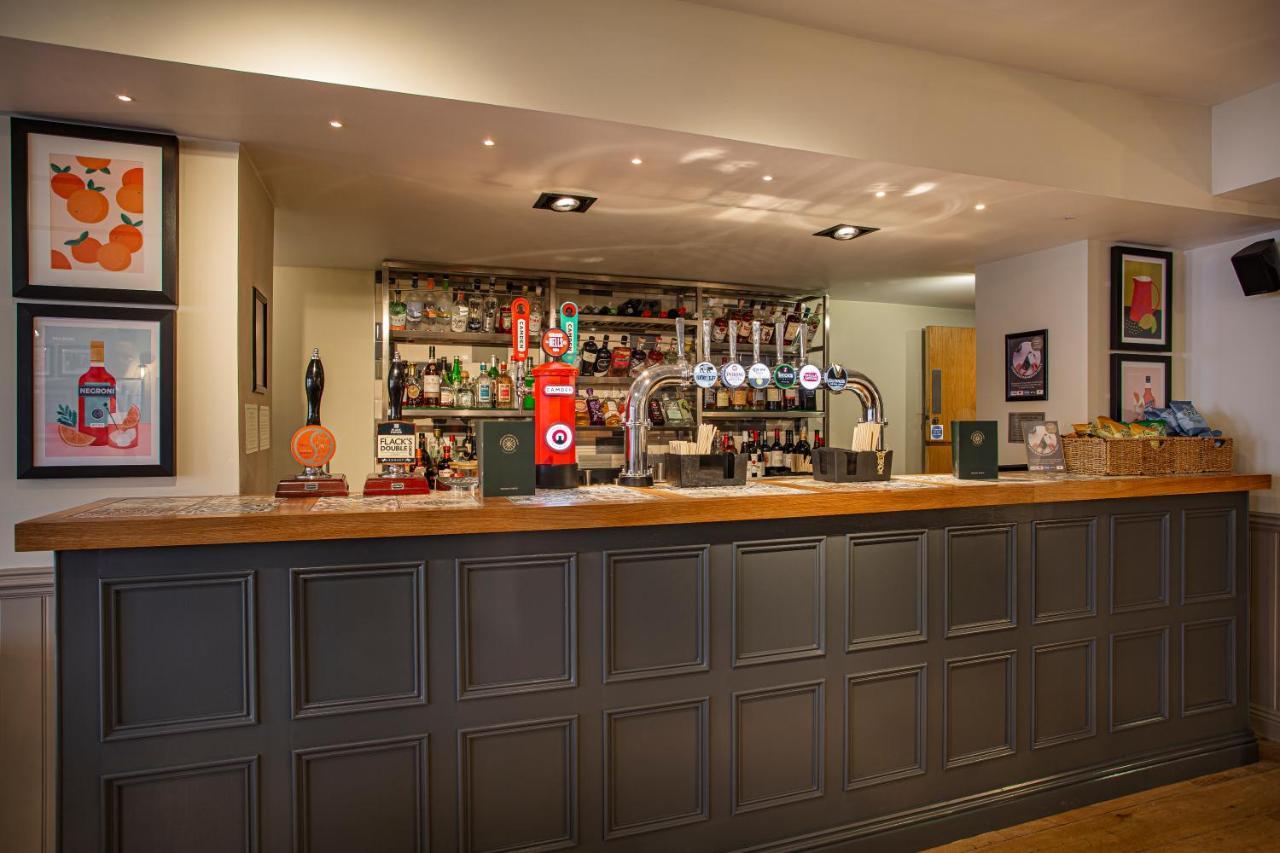 The White Horse Hotel, Romsey, Hampshire المظهر الخارجي الصورة