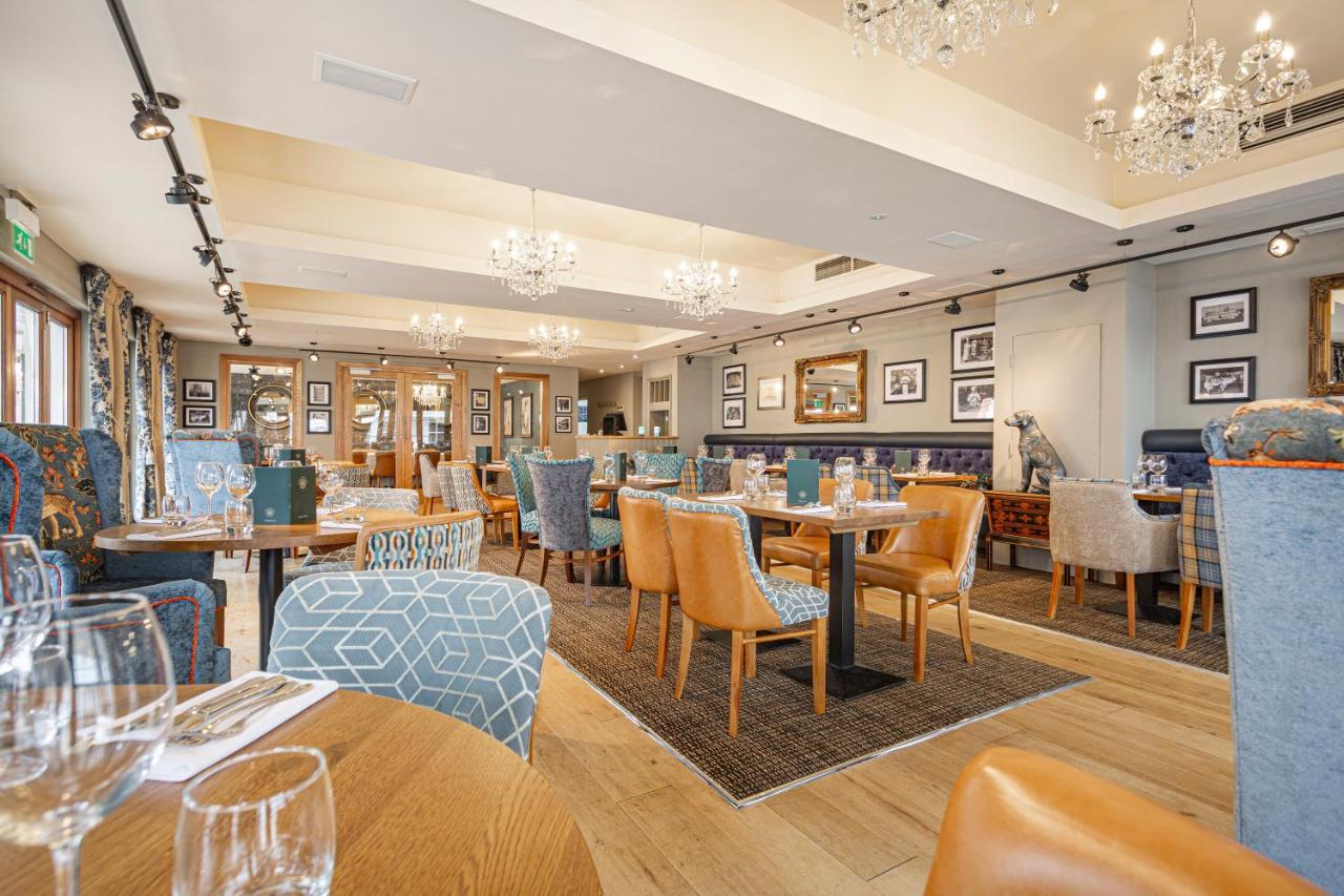 The White Horse Hotel, Romsey, Hampshire المظهر الخارجي الصورة