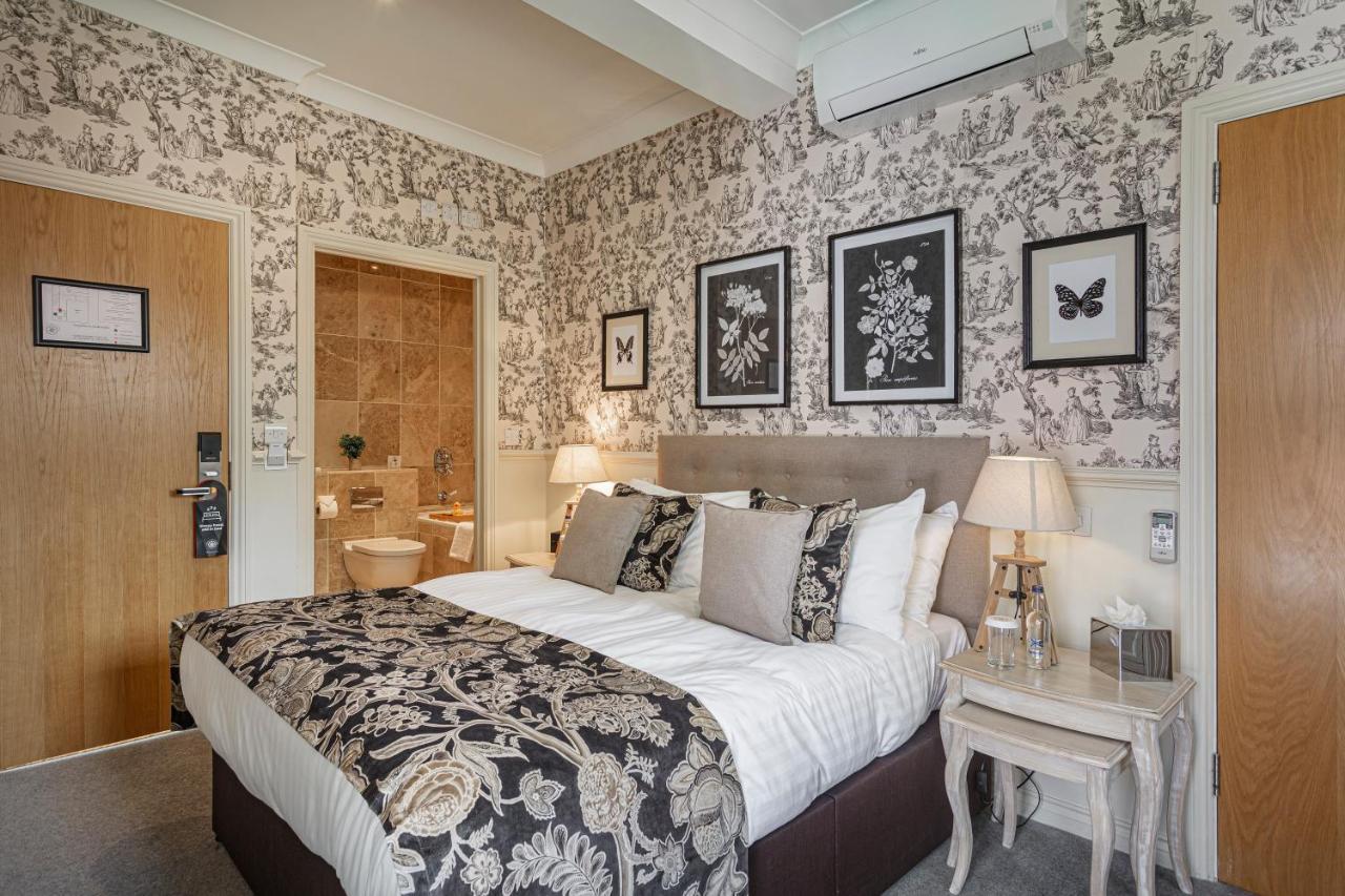The White Horse Hotel, Romsey, Hampshire المظهر الخارجي الصورة