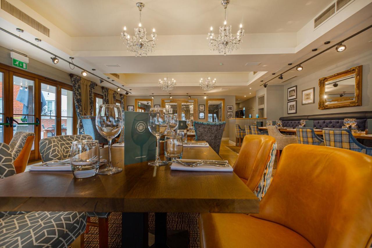 The White Horse Hotel, Romsey, Hampshire المظهر الخارجي الصورة