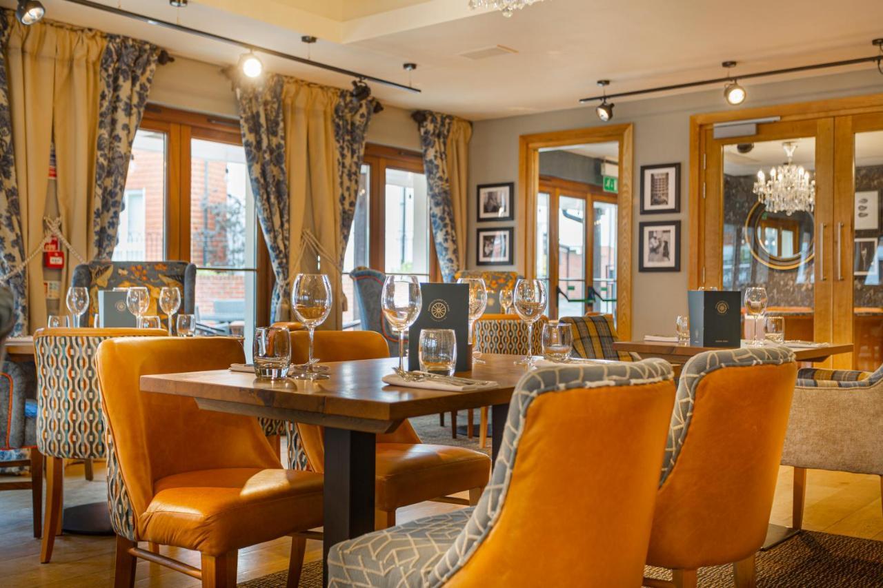 The White Horse Hotel, Romsey, Hampshire المظهر الخارجي الصورة