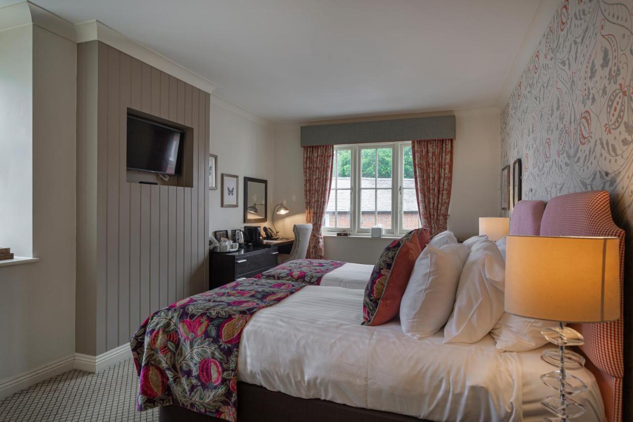 The White Horse Hotel, Romsey, Hampshire المظهر الخارجي الصورة