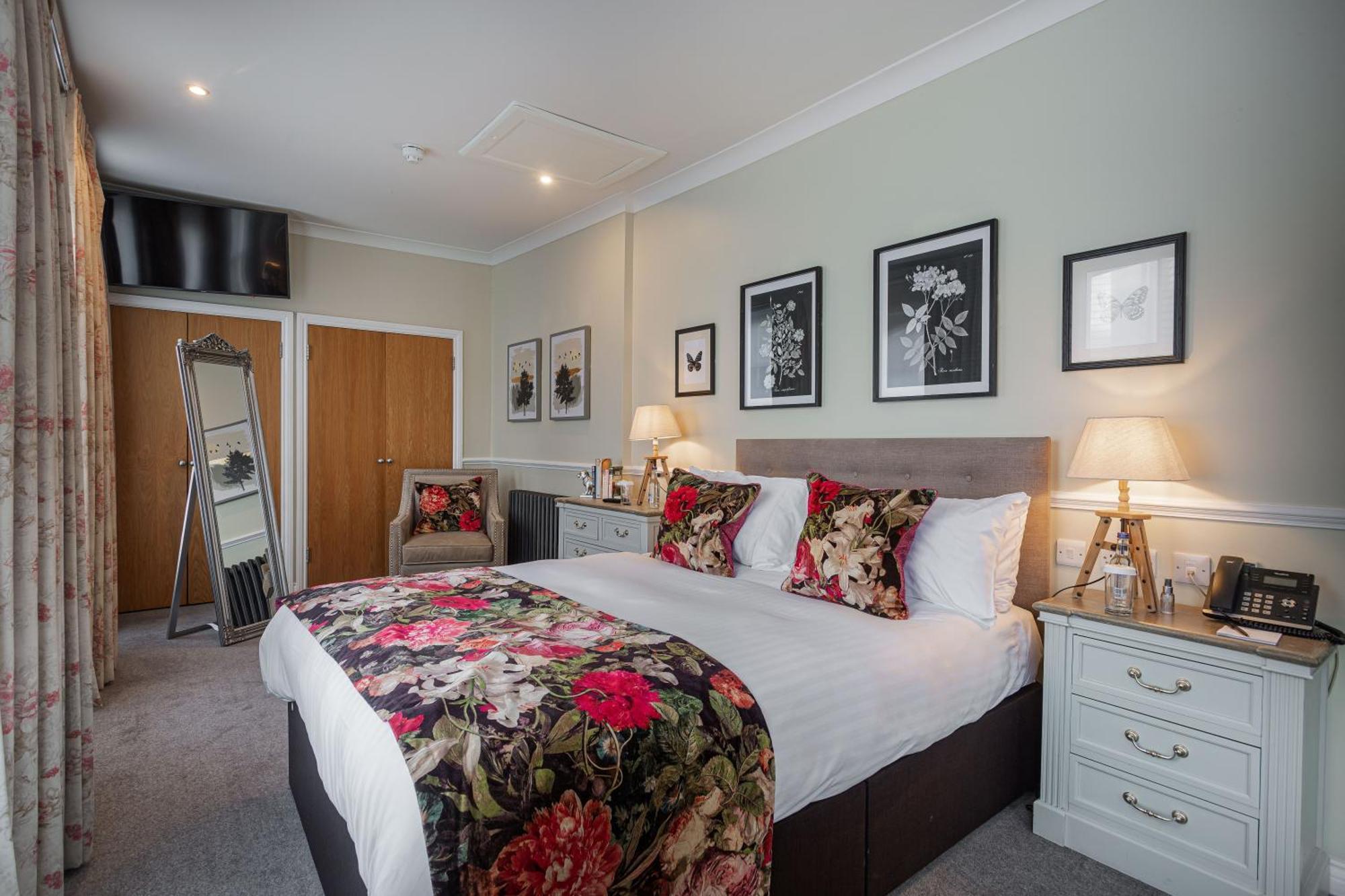 The White Horse Hotel, Romsey, Hampshire المظهر الخارجي الصورة