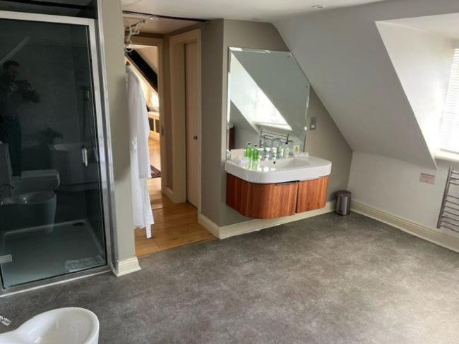 The White Horse Hotel, Romsey, Hampshire المظهر الخارجي الصورة