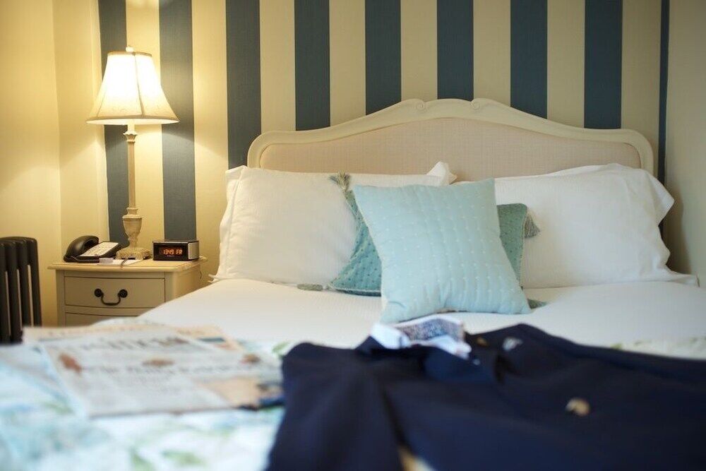 The White Horse Hotel, Romsey, Hampshire المظهر الخارجي الصورة